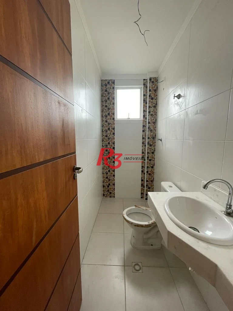 Casa com 4 dormitórios à venda, 200 m² por R$ 1.100.000,00 - Embaré - Santos/SP