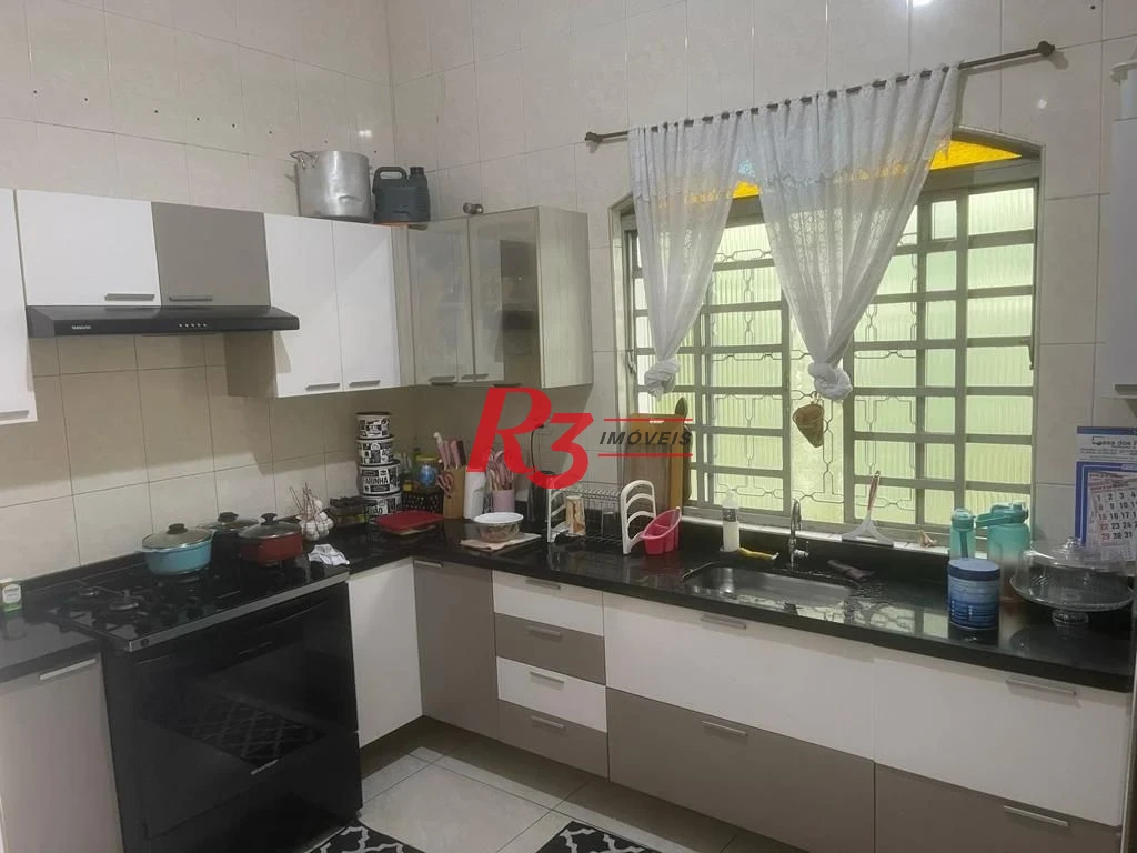 Casa à venda, 340 m² por R$ 850.000,00 - Jardim Guassu - São Vicente/SP
