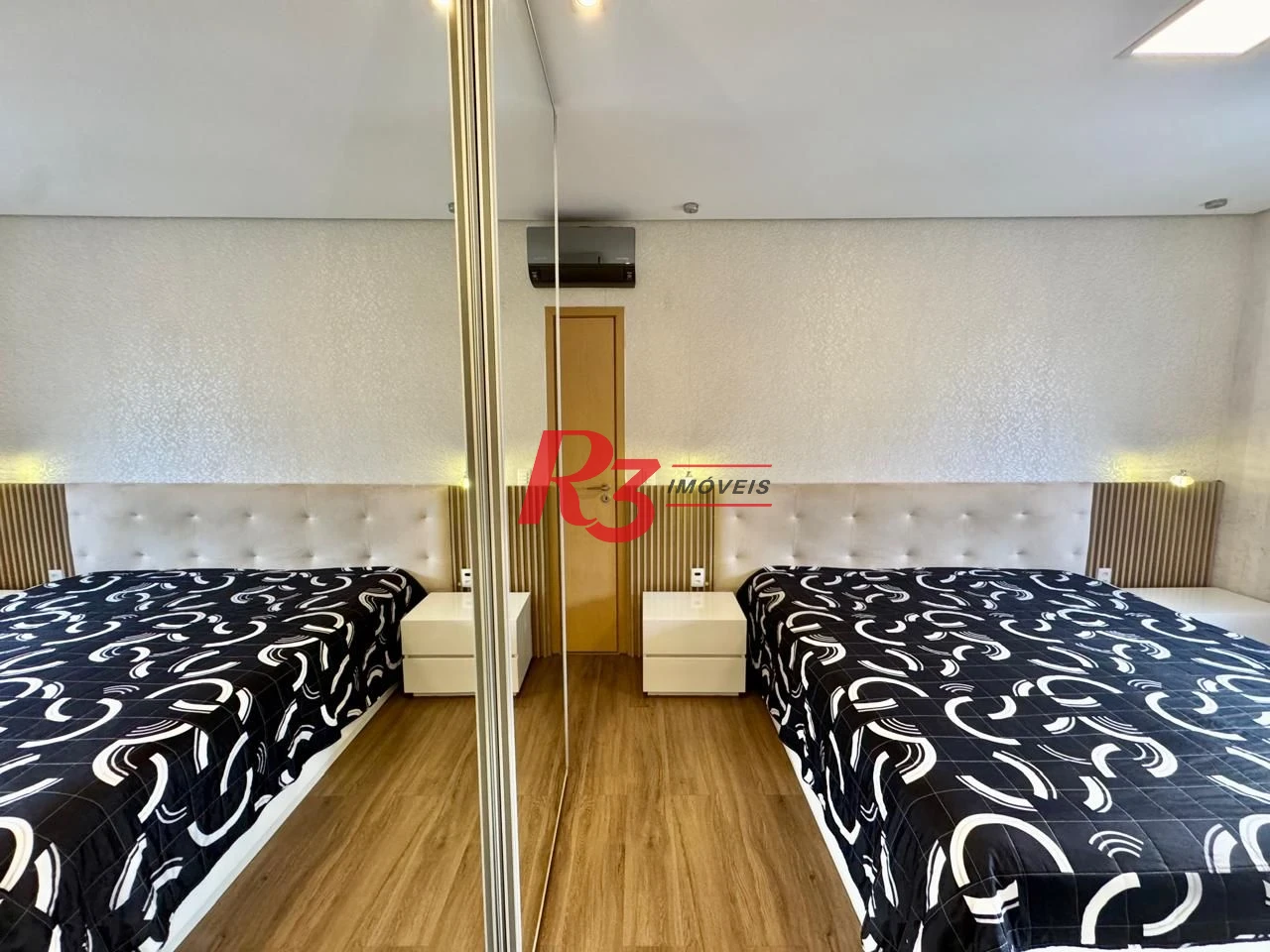Apartamento com 3 dormitórios à venda, 127 m² por R$ 1.950.000,00 - Boqueirão - Santos/SP