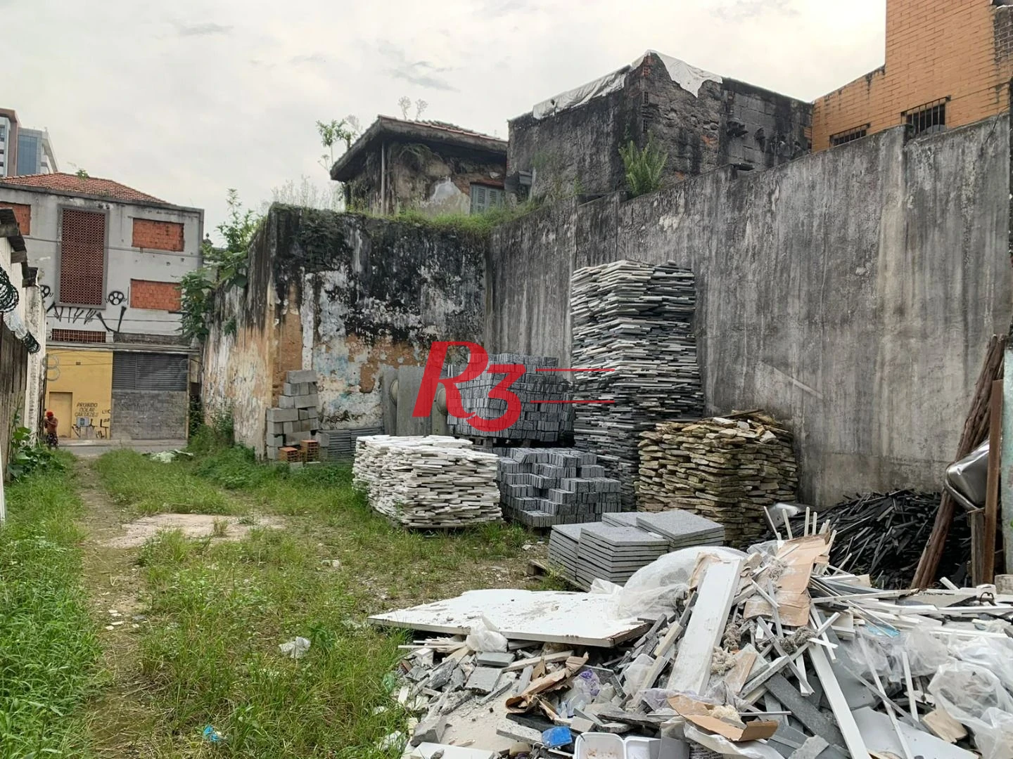Terreno à venda, 222 m² por R$ 687.000,00 - Centro - Santos/SP