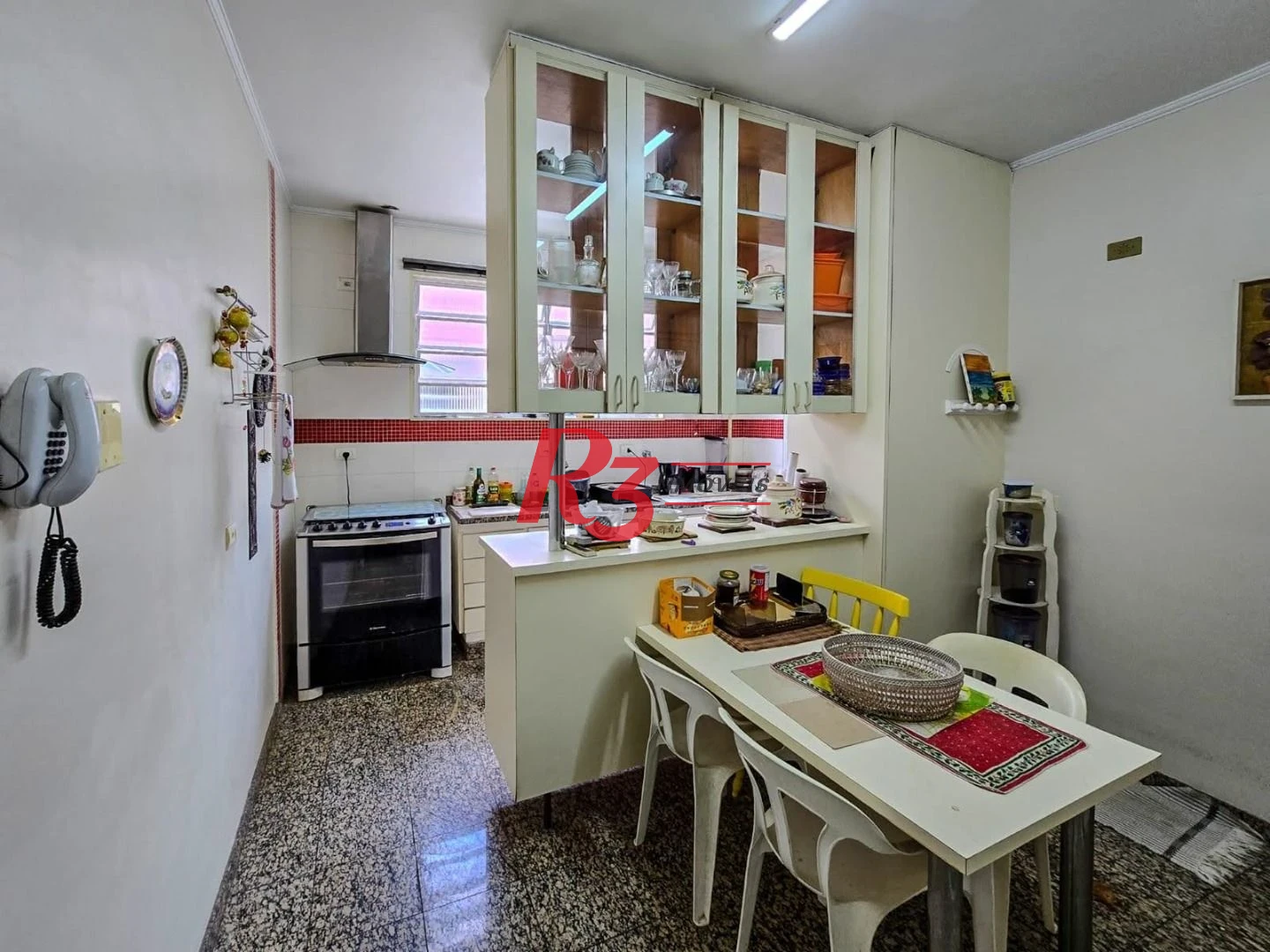 Apartamento com 2 dormitórios à venda, 100 m² por R$ 730.000,00 - Boqueirão - Santos/SP