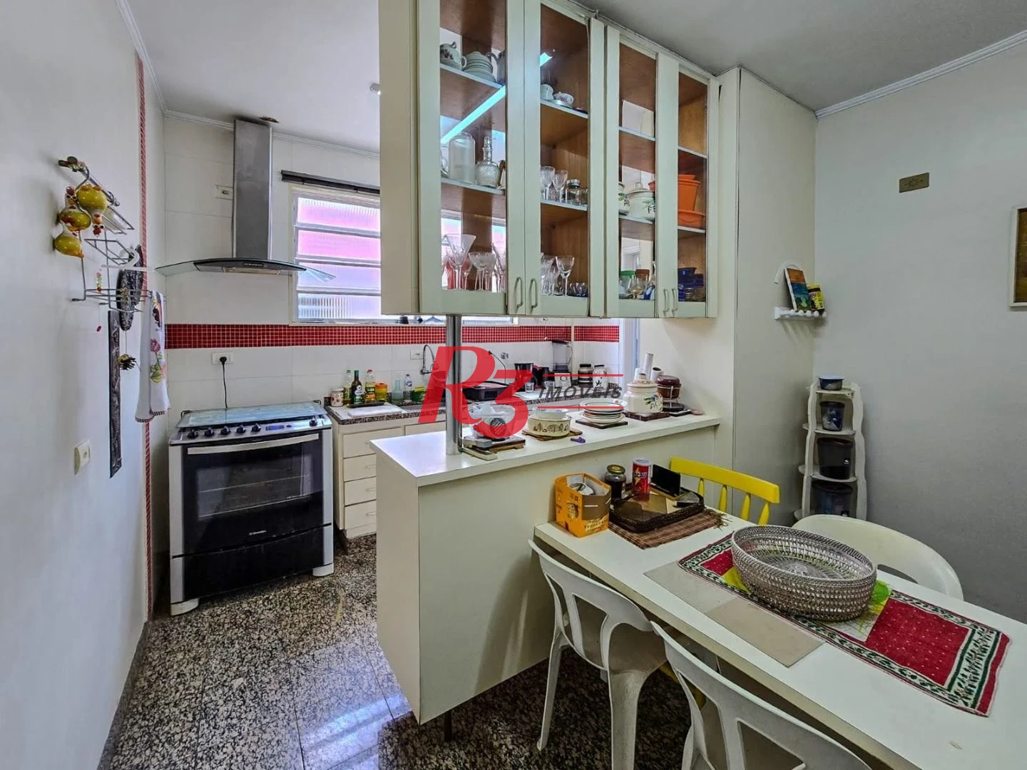 Apartamento com 2 dormitórios à venda, 100 m² por R$ 730.000,00 - Boqueirão - Santos/SP