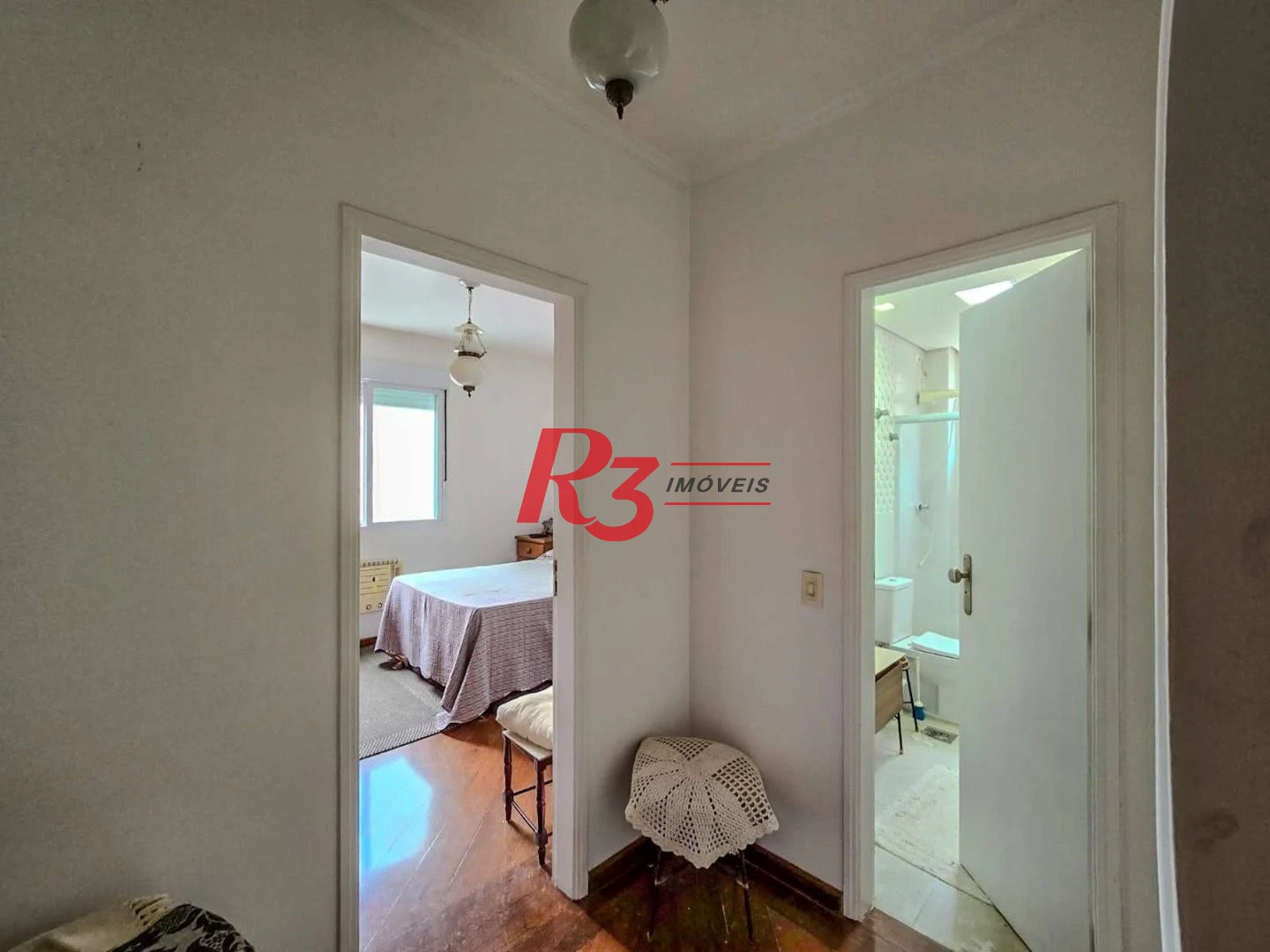 Apartamento com 2 dormitórios à venda, 100 m² por R$ 730.000,00 - Boqueirão - Santos/SP