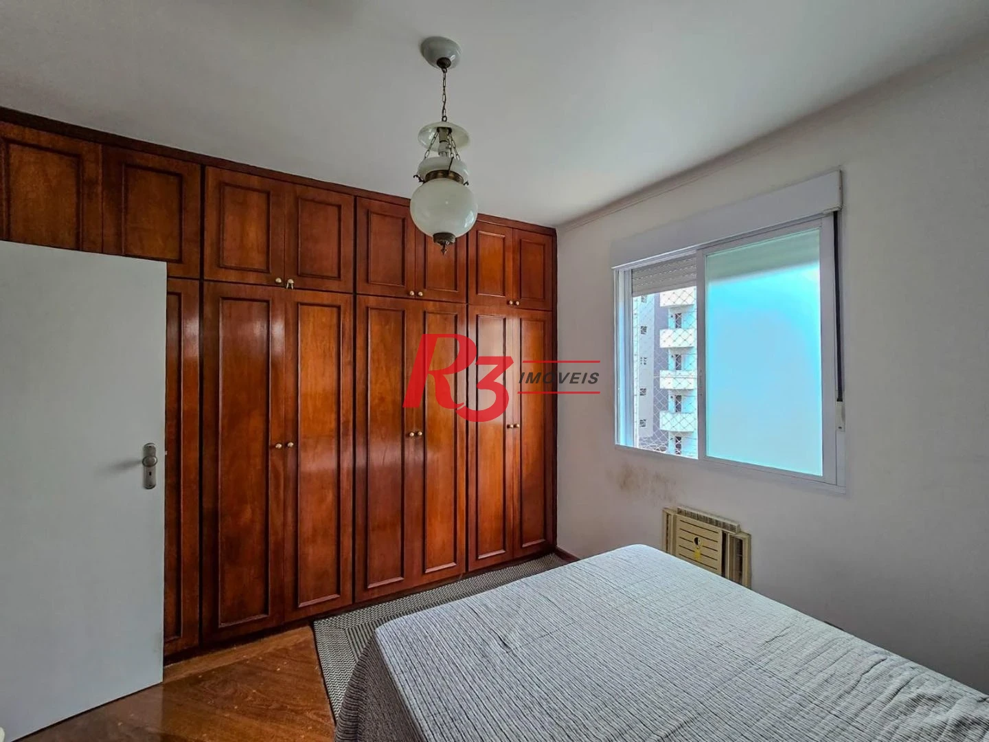 Apartamento com 2 dormitórios à venda, 100 m² por R$ 730.000,00 - Boqueirão - Santos/SP