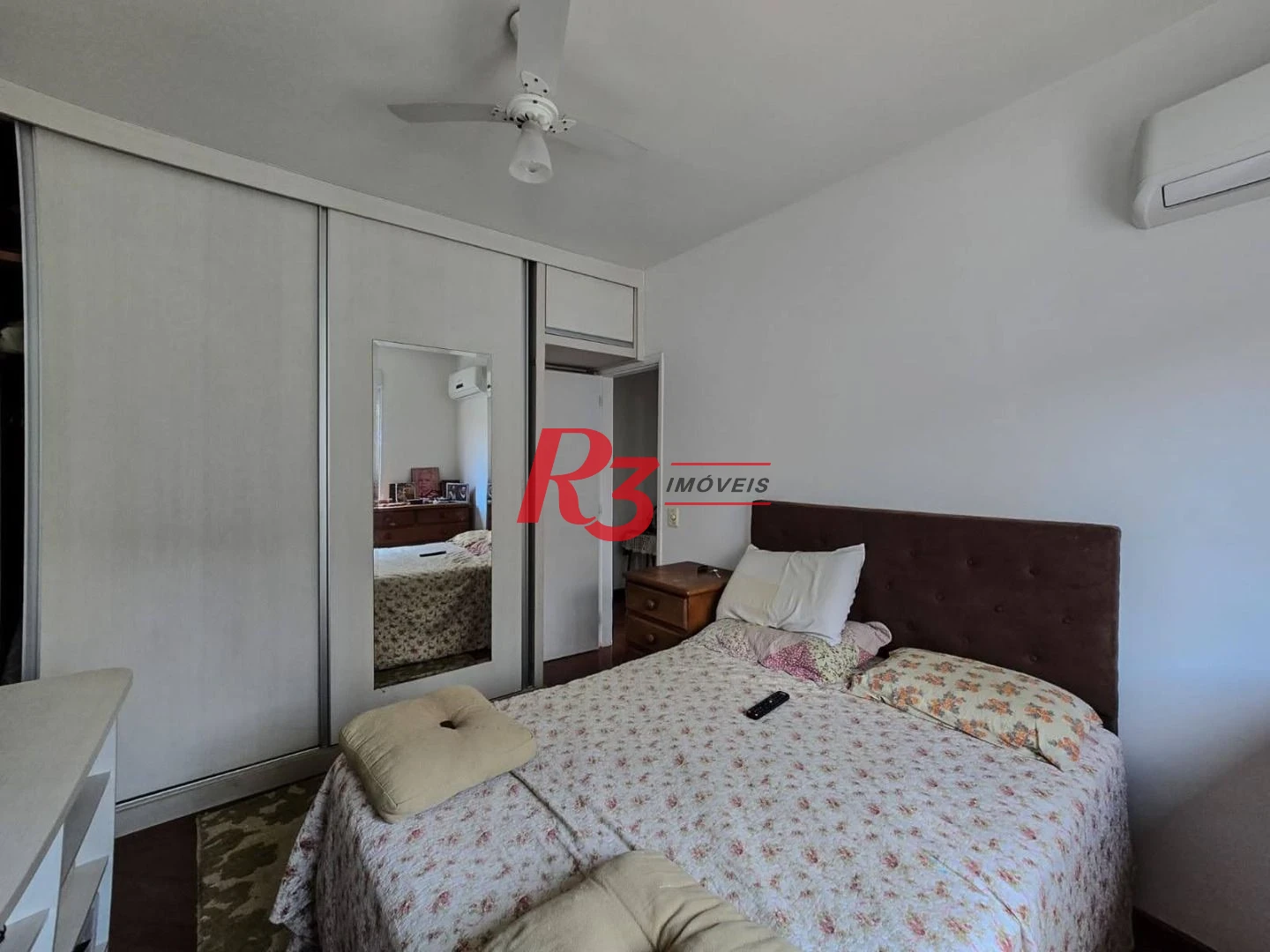 Apartamento com 2 dormitórios à venda, 100 m² por R$ 730.000,00 - Boqueirão - Santos/SP