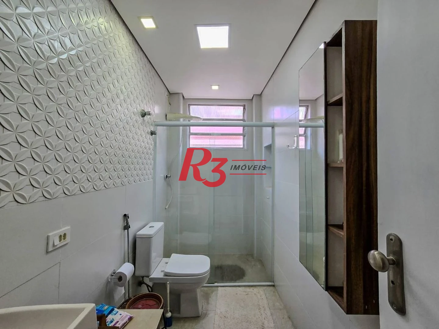 Apartamento com 2 dormitórios à venda, 100 m² por R$ 730.000,00 - Boqueirão - Santos/SP
