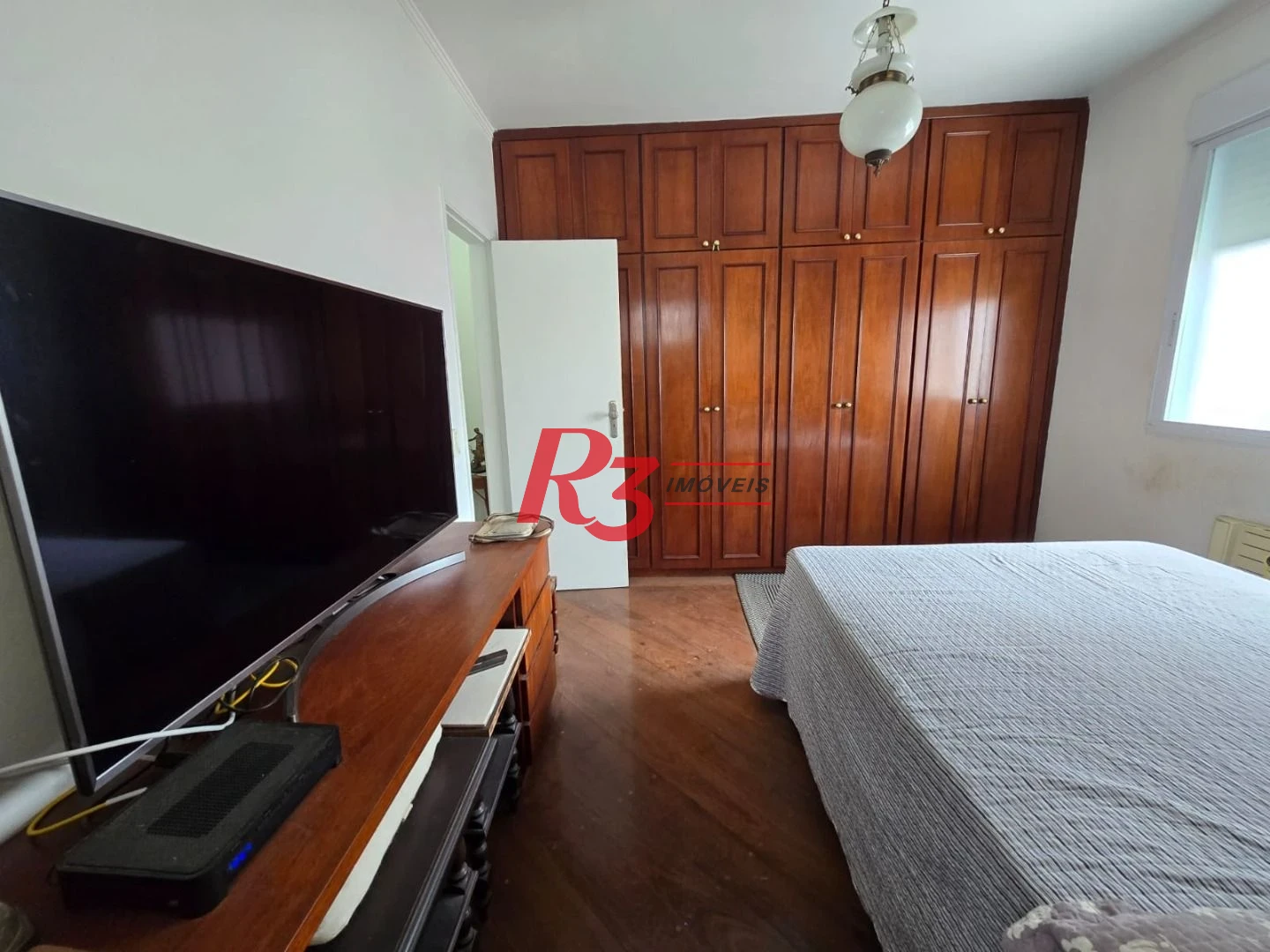 Apartamento com 2 dormitórios à venda, 100 m² por R$ 730.000,00 - Boqueirão - Santos/SP