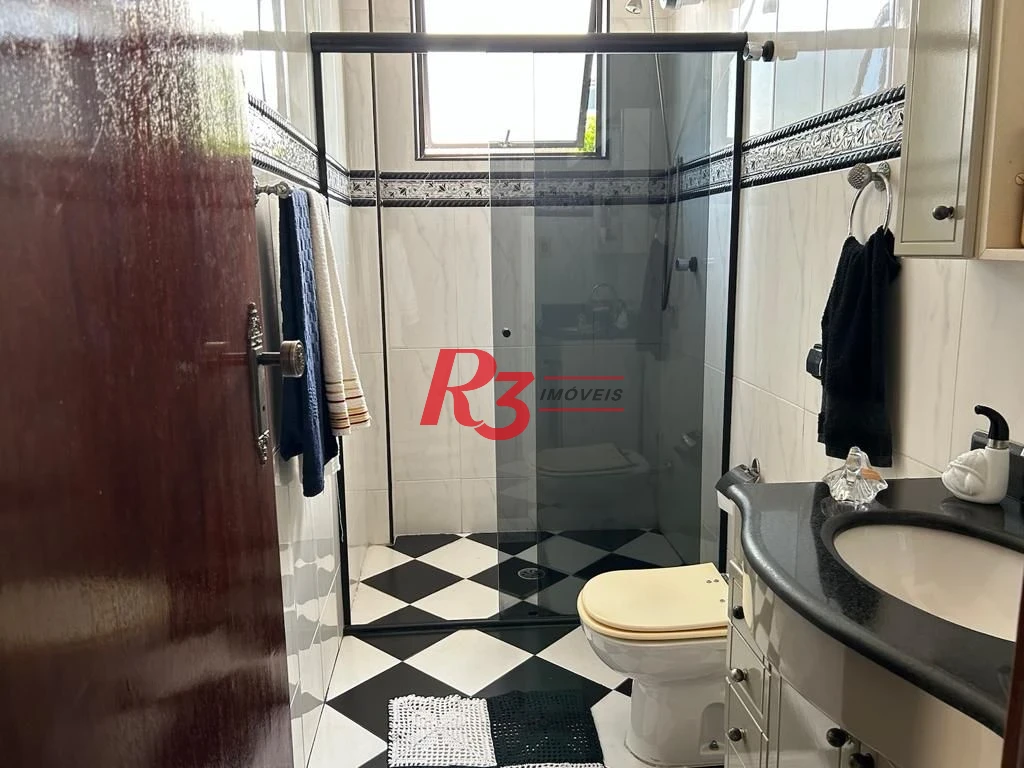 Sobrado com 4 dormitórios à venda, 160 m² por R$ 1.600.000,00 - Embaré - Santos/SP