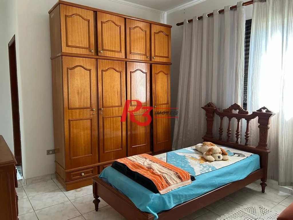 Sobrado com 4 dormitórios à venda, 160 m² por R$ 1.600.000,00 - Embaré - Santos/SP