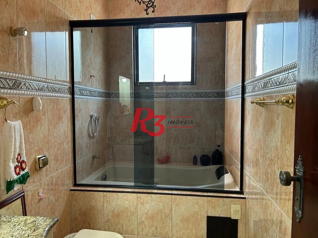 Sobrado com 4 dormitórios à venda, 160 m² por R$ 1.600.000,00 - Embaré - Santos/SP