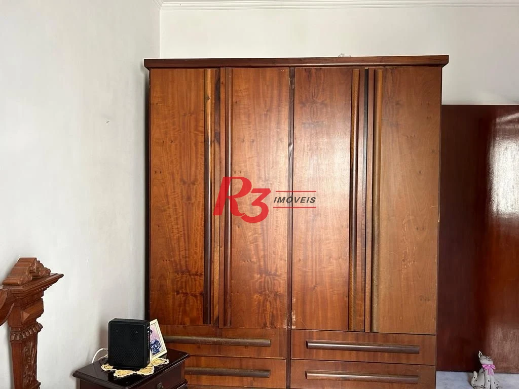 Sobrado com 4 dormitórios à venda, 160 m² por R$ 1.600.000,00 - Embaré - Santos/SP