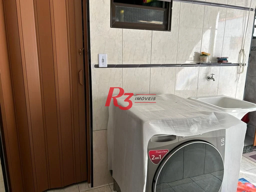 Sobrado com 4 dormitórios à venda, 160 m² por R$ 1.600.000,00 - Embaré - Santos/SP