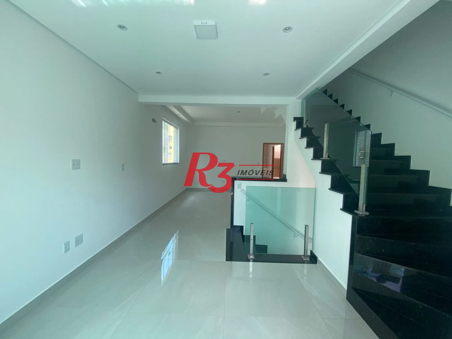 Casa à venda, 118 m² por R$ 1.000.000,00 - Campo Grande - Santos/SP