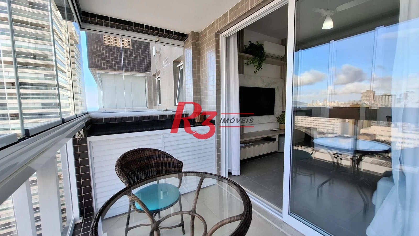 Apartamento à venda, 72 m² por R$ 1.450.000,00 - Gonzaga - Santos/SP