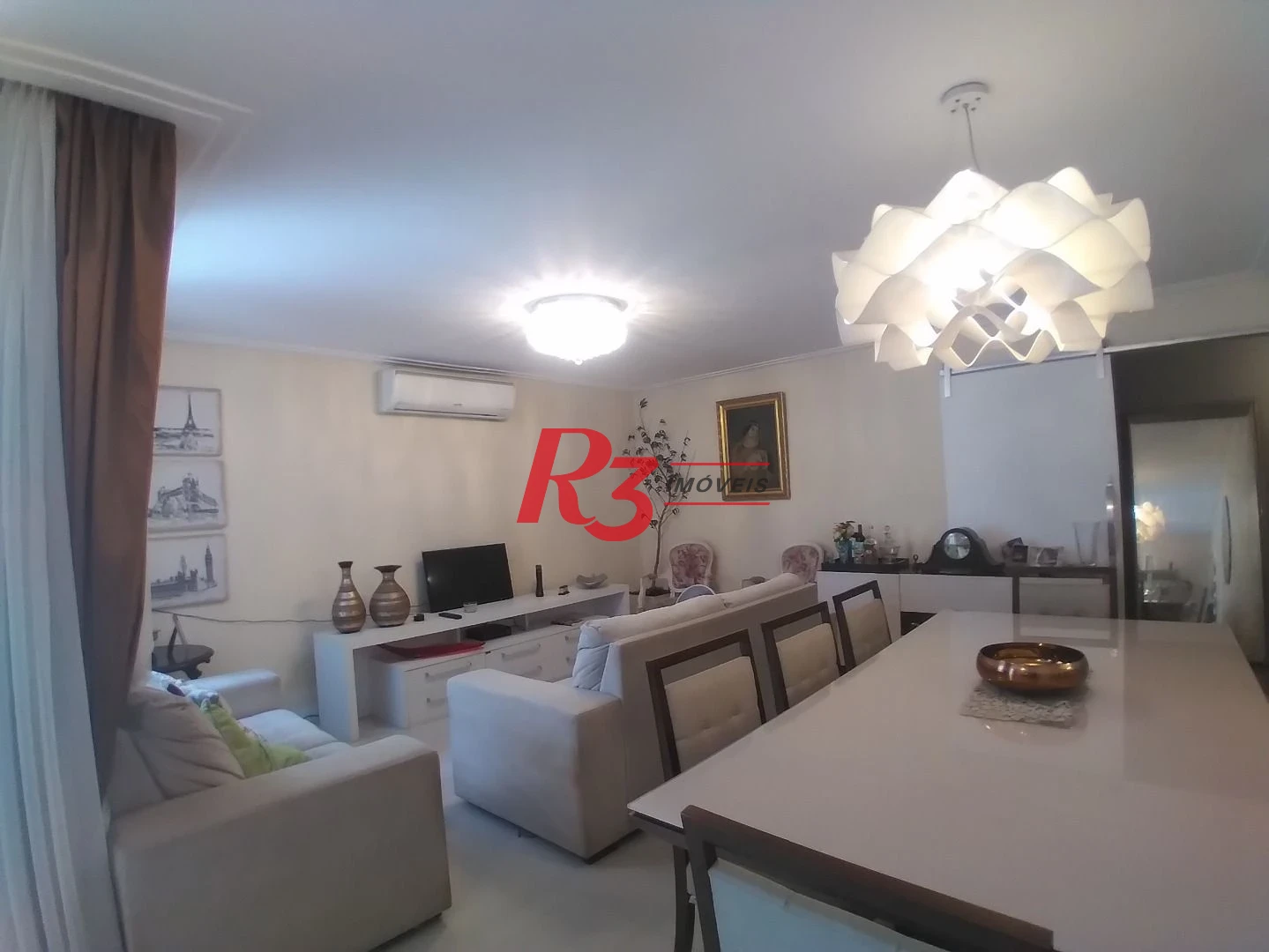 Apartamento com 3 dormitórios à venda, 159 m² por R$ 700.000,00 - Gonzaga - Santos/SP