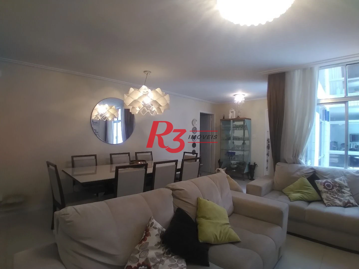 Apartamento com 3 dormitórios à venda, 159 m² por R$ 700.000,00 - Gonzaga - Santos/SP