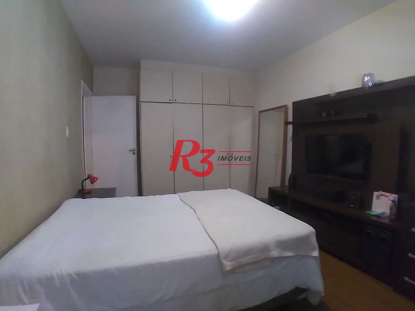 Apartamento com 3 dormitórios à venda, 159 m² por R$ 700.000,00 - Gonzaga - Santos/SP