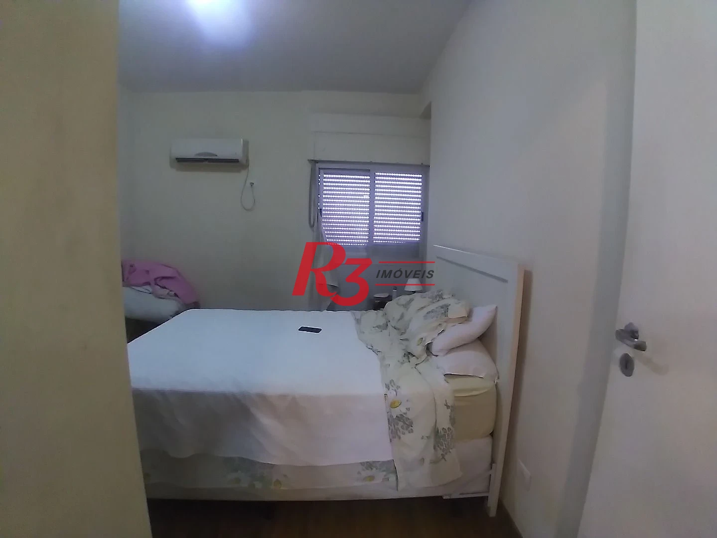 Apartamento com 3 dormitórios à venda, 159 m² por R$ 700.000,00 - Gonzaga - Santos/SP