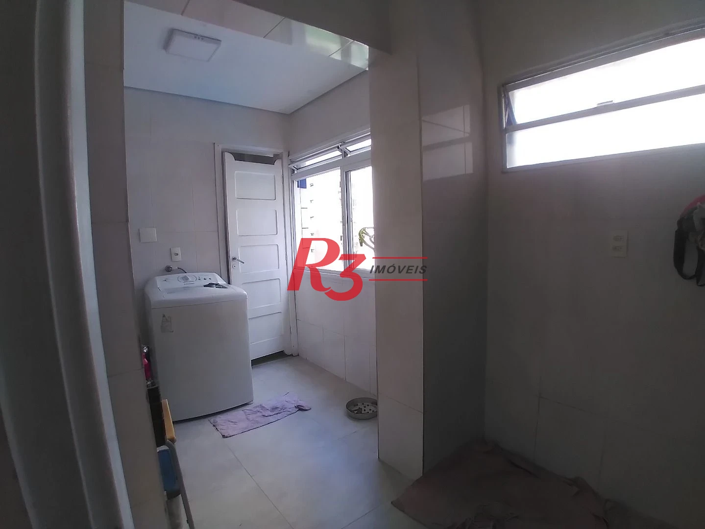 Apartamento com 3 dormitórios à venda, 159 m² por R$ 700.000,00 - Gonzaga - Santos/SP