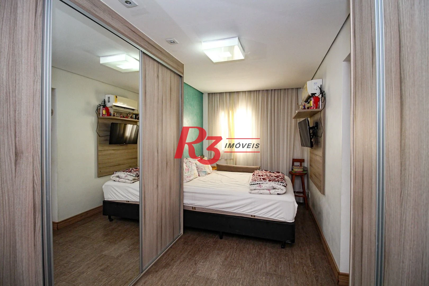 Apartamento com 2 dormitórios à venda, 84 m² por R$ 795.000,00 - Ponta da Praia - Santos/SP