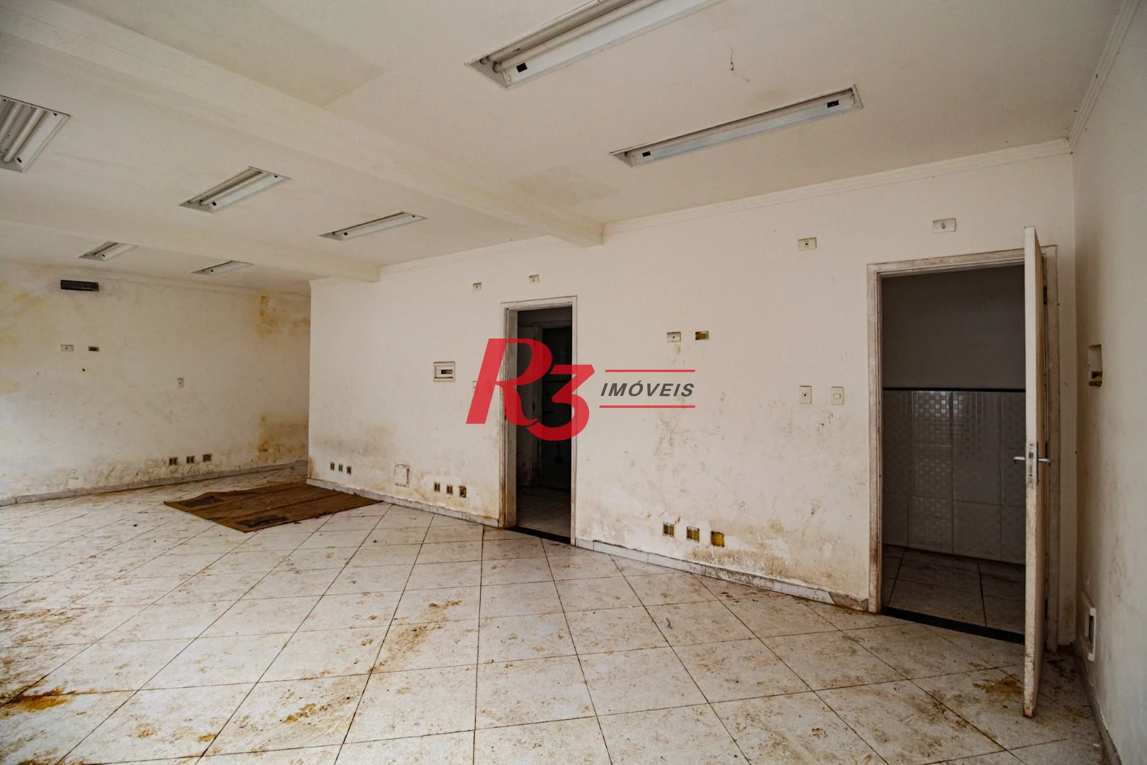 Loja para alugar, 335 m² por R$ 15.478,00/mês - Centro - Santos/SP