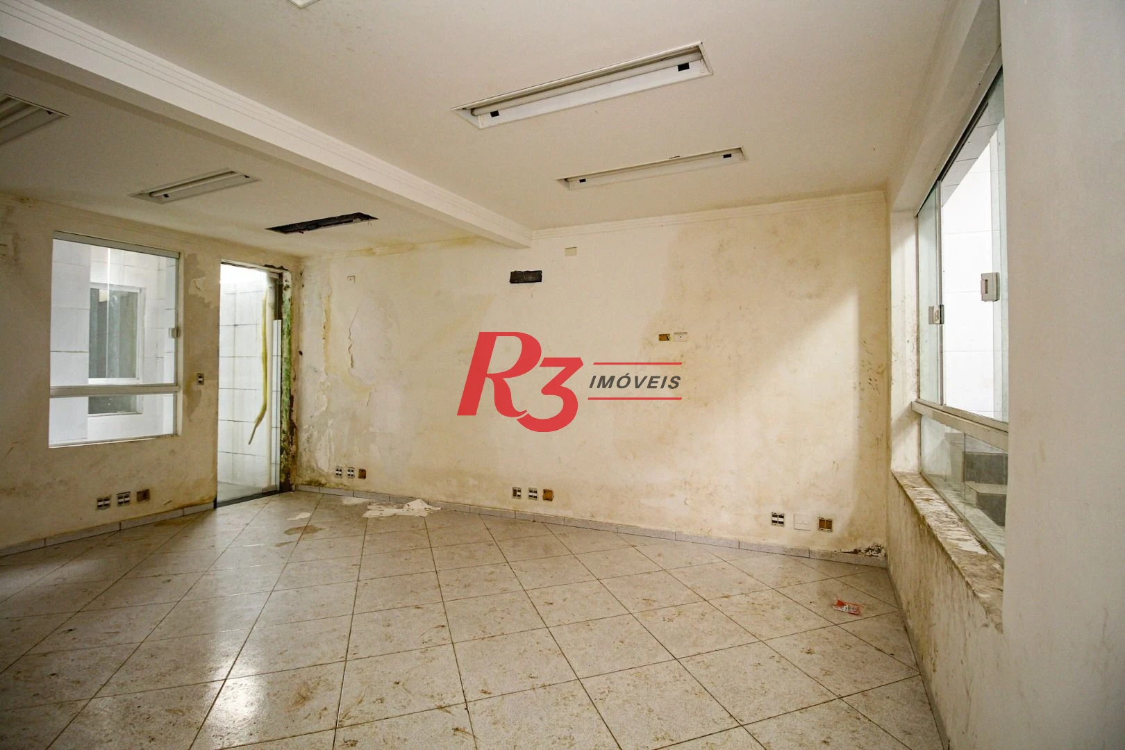 Loja para alugar, 335 m² por R$ 15.478,00/mês - Centro - Santos/SP