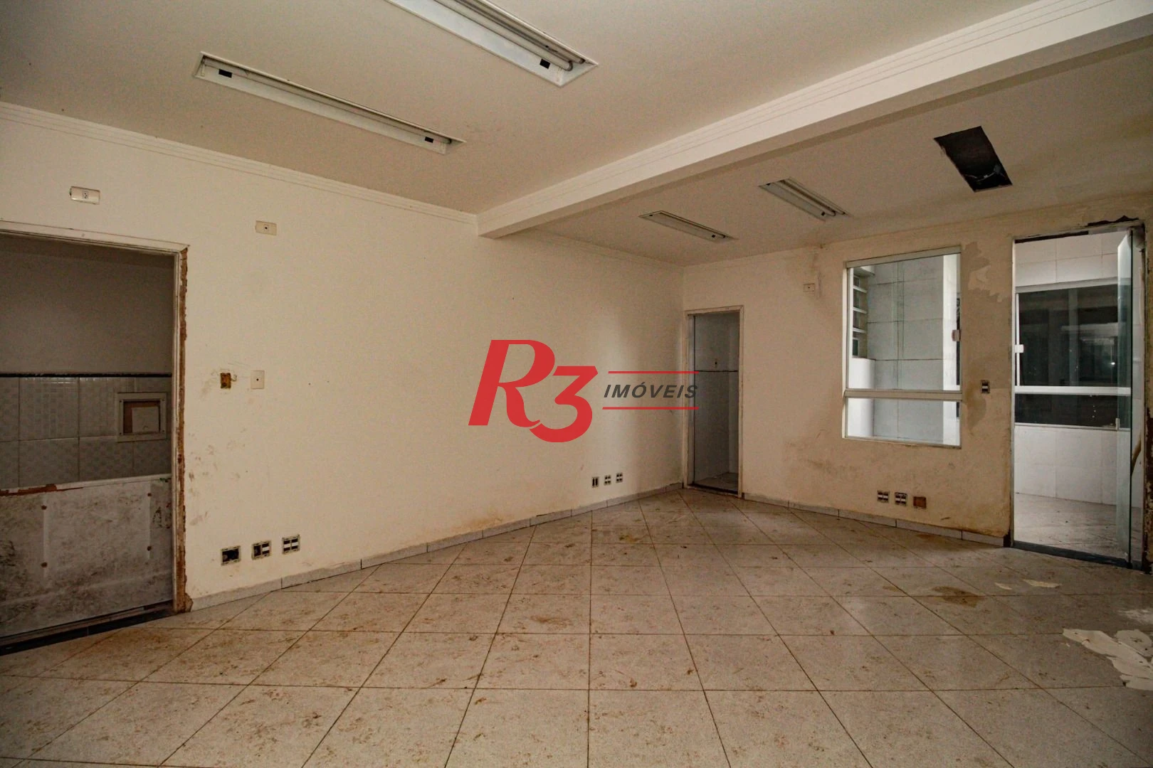 Loja para alugar, 335 m² por R$ 15.478,00/mês - Centro - Santos/SP