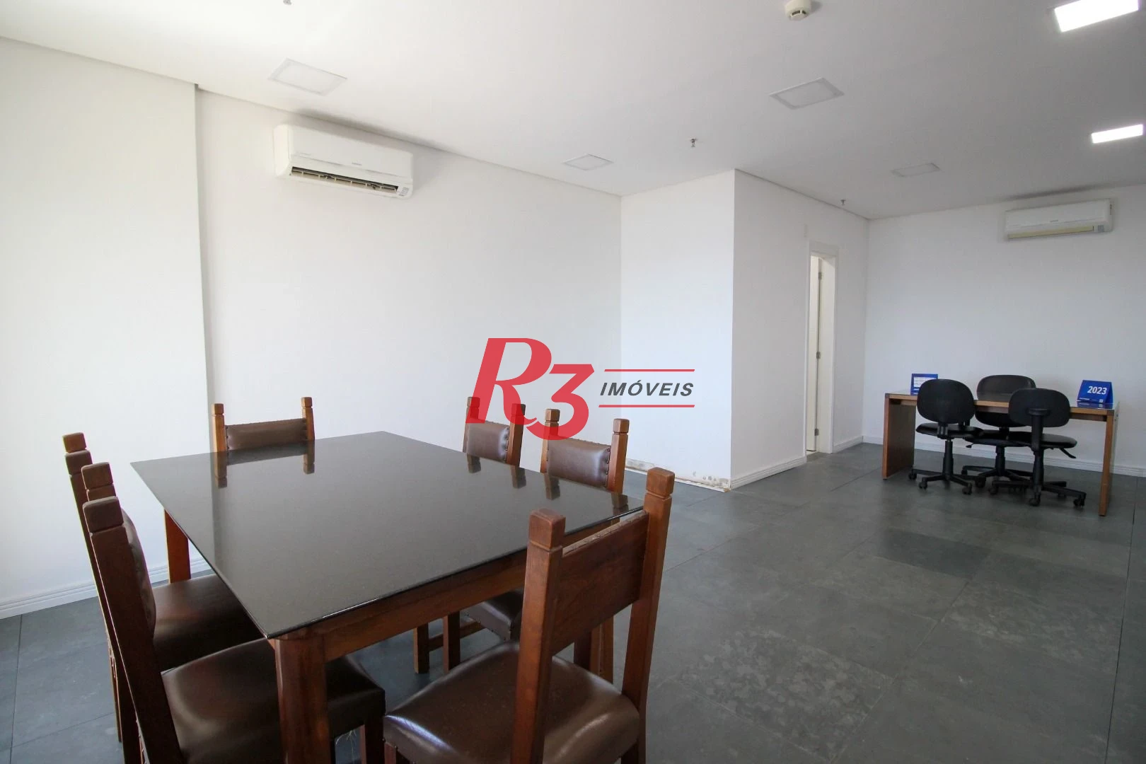 Sala à venda, 98 m² por R$ 650.000,00 - Valongo - Santos/SP