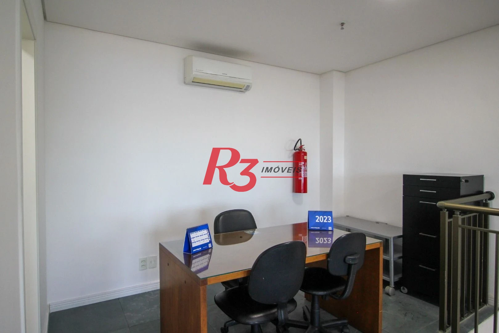 Sala à venda, 98 m² por R$ 650.000,00 - Valongo - Santos/SP