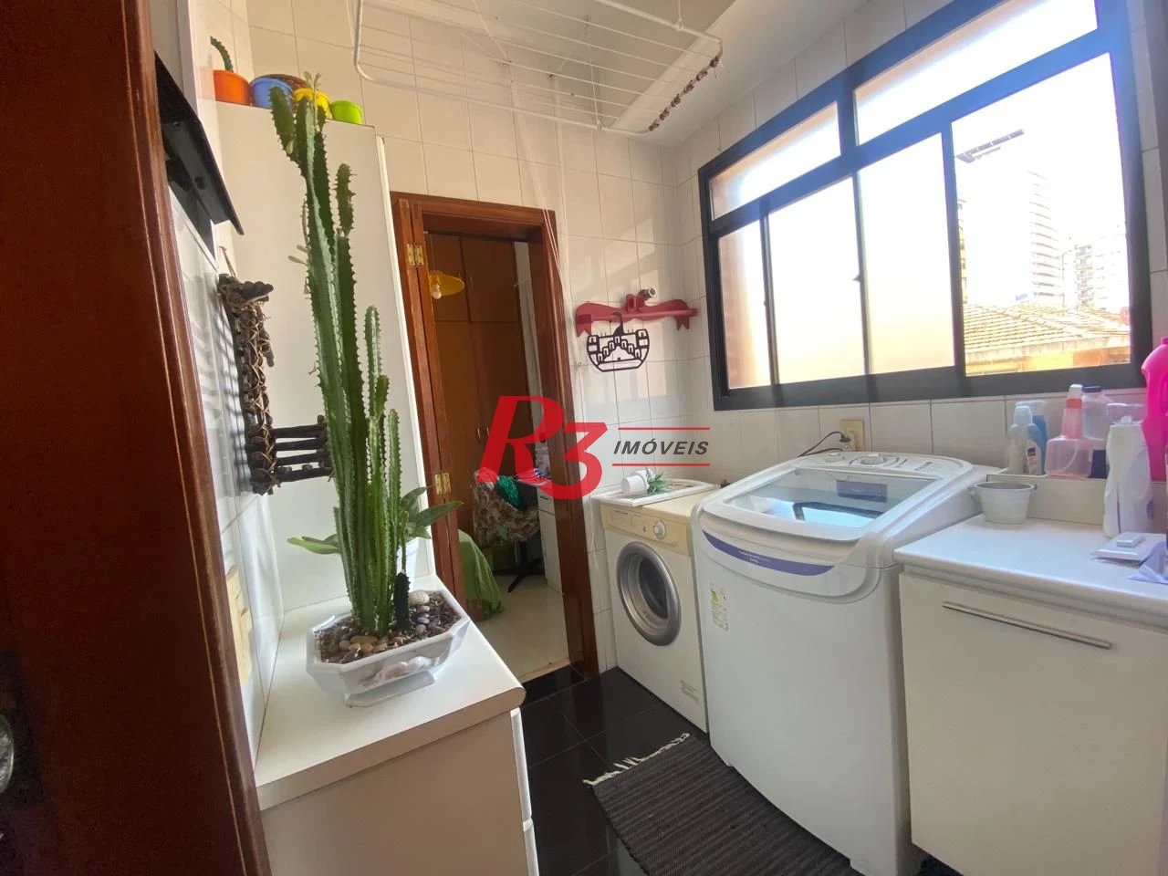 Apartamento à venda, 159 m² por R$ 990.000,00 - Gonzaga - Santos/SP