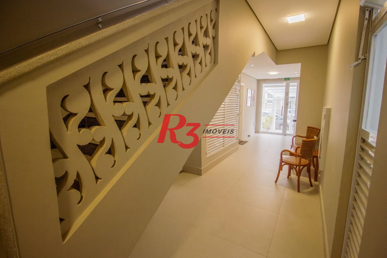 Apartamento com 2 dormitórios para alugar, 59 m² por R$ 3.800,00/mês - Boqueirão - Santos/SP