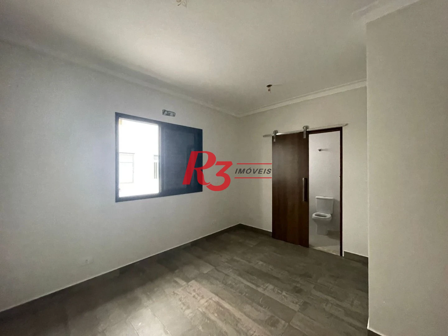 Village com 2 dormitórios à venda, 88 m² por R$ 820.000,00 - Ponta da Praia - Santos/SP
