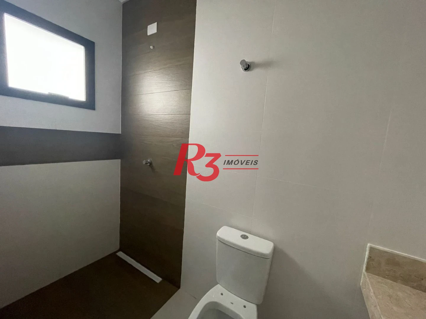 Village com 2 dormitórios à venda, 88 m² por R$ 820.000,00 - Ponta da Praia - Santos/SP