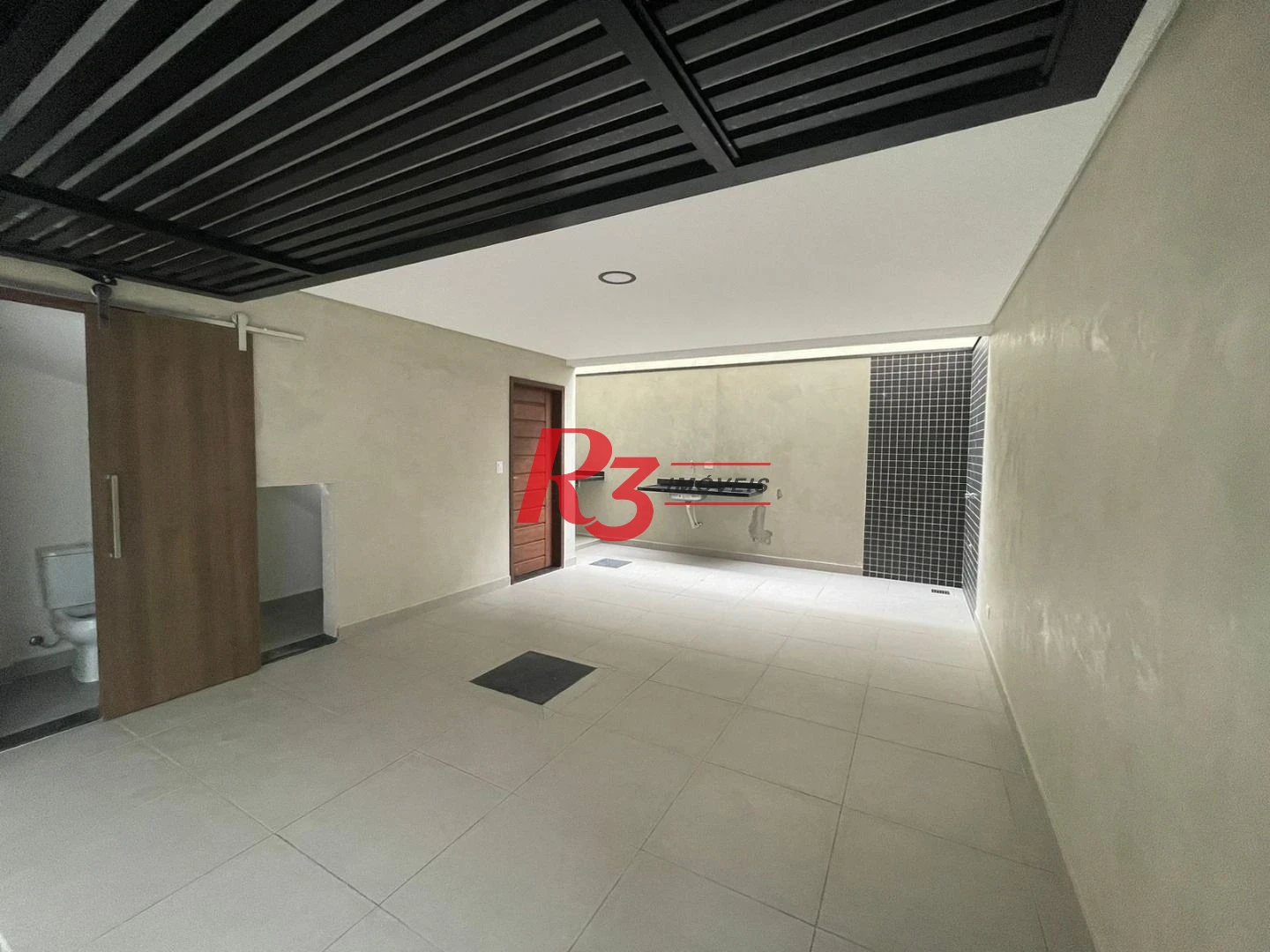 Village com 2 dormitórios à venda, 88 m² por R$ 820.000,00 - Ponta da Praia - Santos/SP