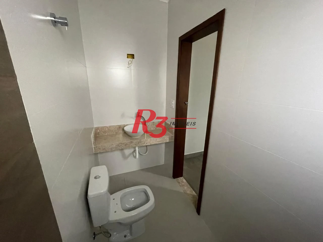 Village com 2 dormitórios à venda, 88 m² por R$ 820.000,00 - Ponta da Praia - Santos/SP