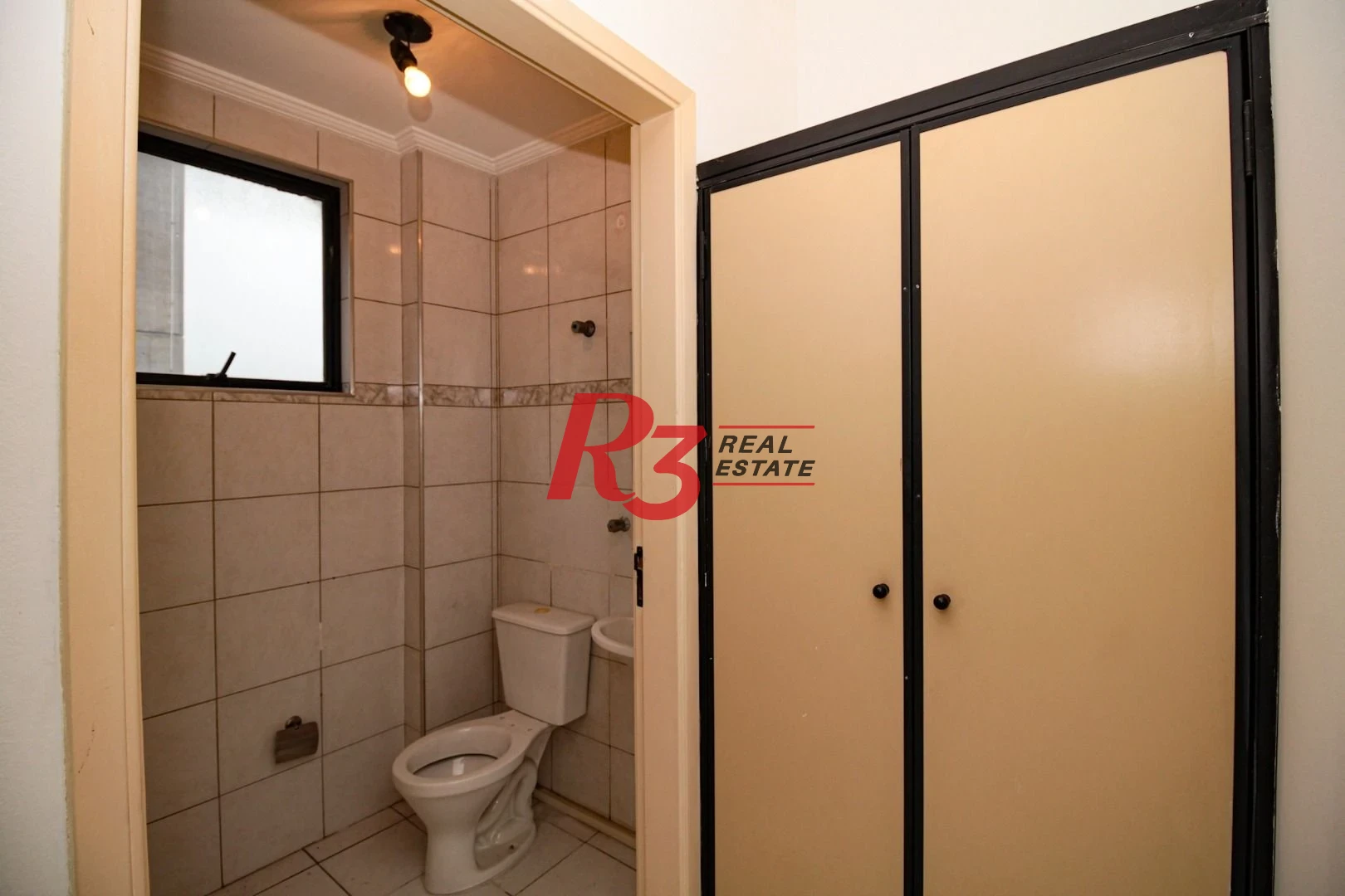 Sala, 65 m² - venda por R$ 300.000,00 ou aluguel por R$ 4.196,00/mês - Vila Matias - Santos/SP