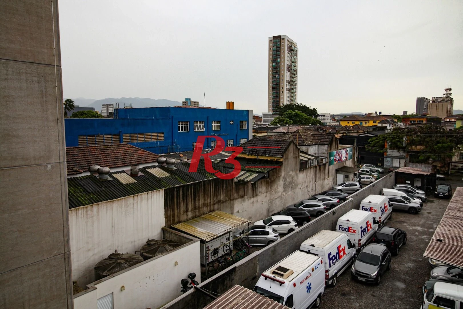Sala, 65 m² - venda por R$ 300.000,00 ou aluguel por R$ 4.196,00/mês - Vila Matias - Santos/SP