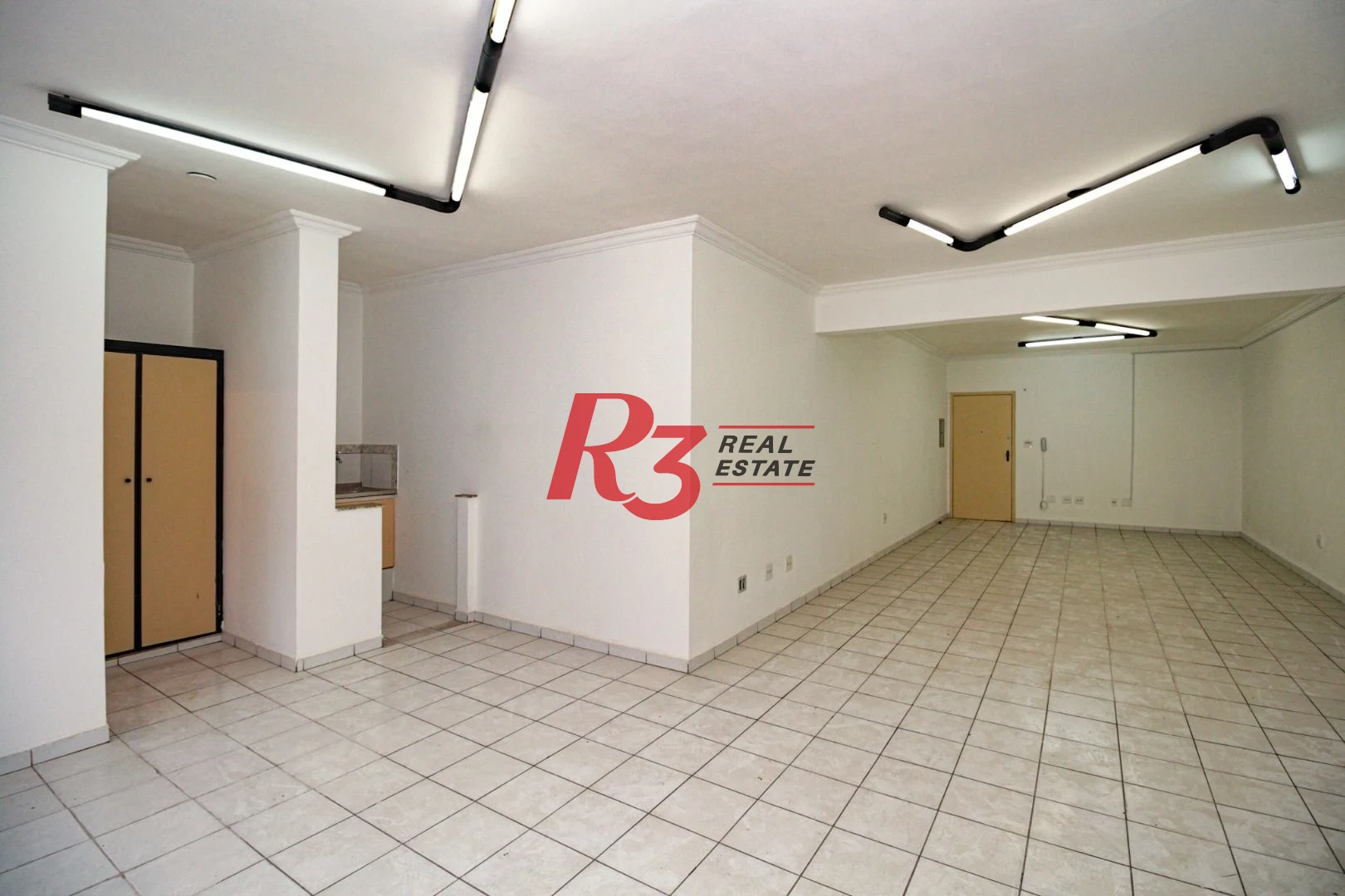 Sala, 65 m² - venda por R$ 300.000,00 ou aluguel por R$ 4.196,00/mês - Vila Matias - Santos/SP