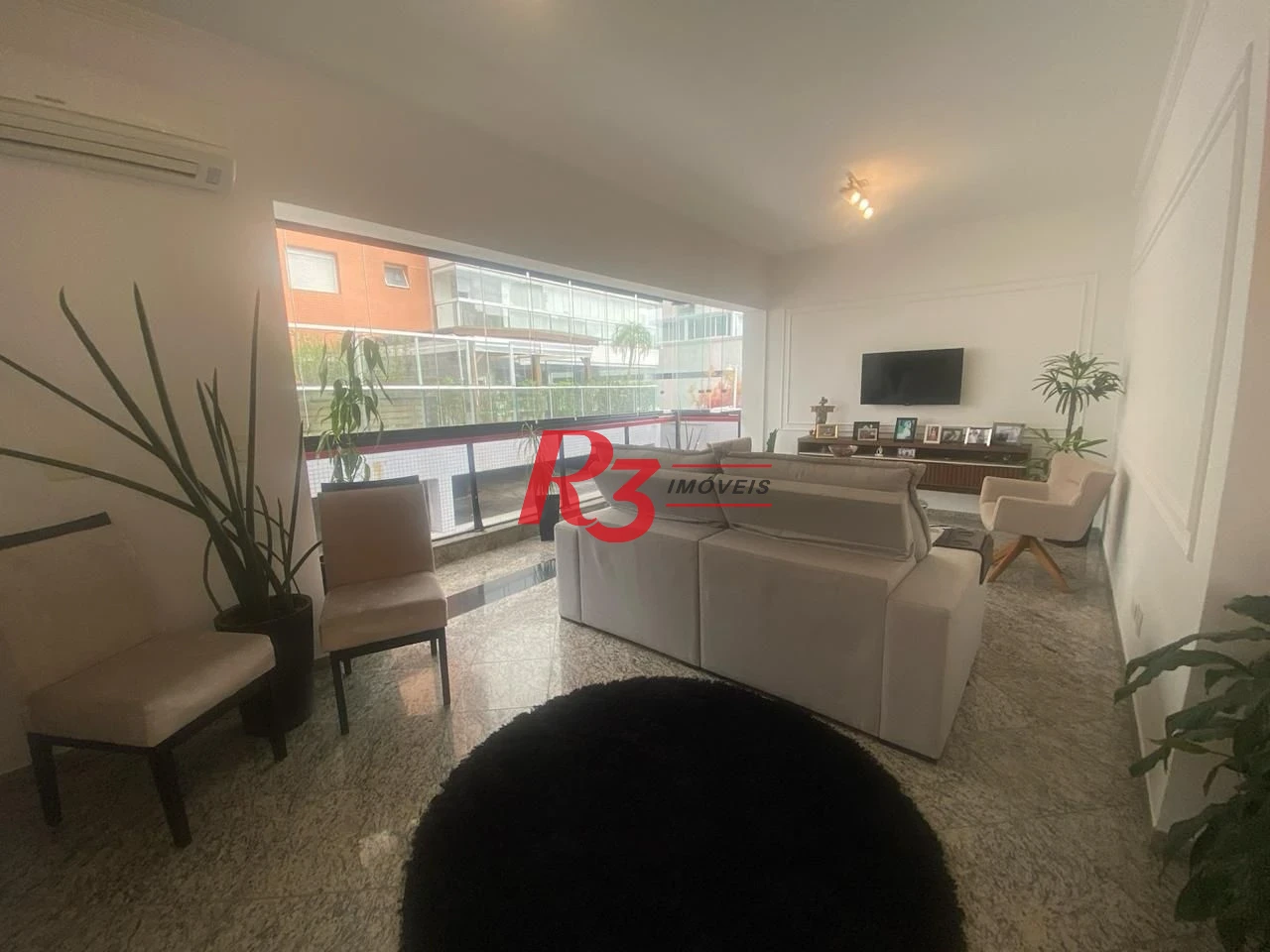 Apartamento com 3 dormitórios à venda, 140 m² por R$ 1.170.000,00 - Embaré - Santos/SP