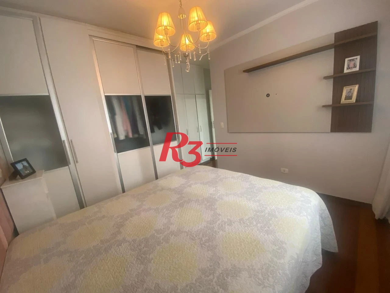 Apartamento com 3 dormitórios à venda, 140 m² por R$ 1.170.000,00 - Embaré - Santos/SP