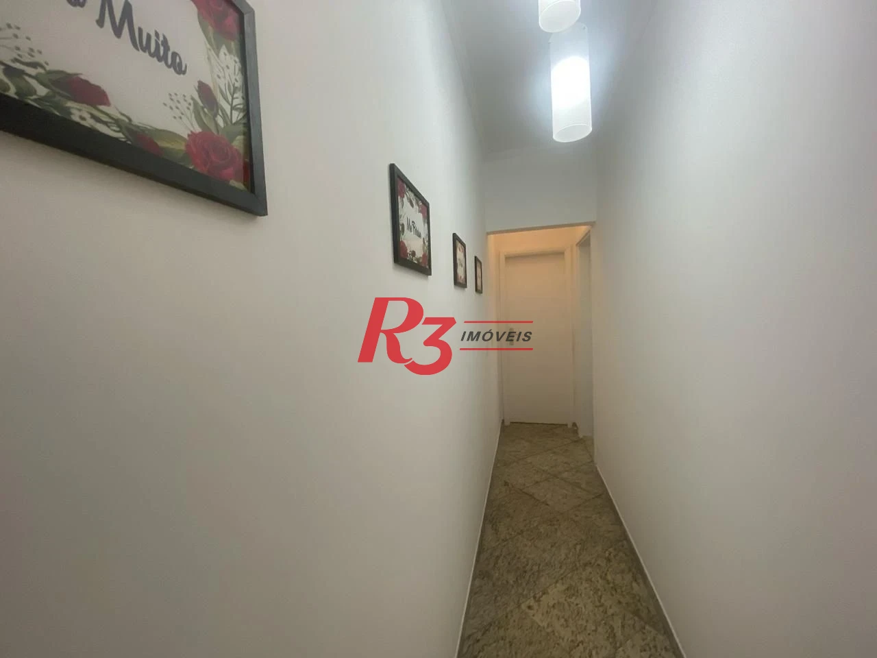 Apartamento com 3 dormitórios à venda, 140 m² por R$ 1.170.000,00 - Embaré - Santos/SP
