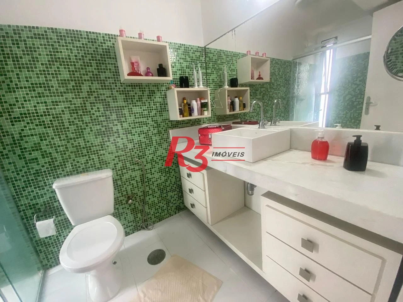 Apartamento com 3 dormitórios à venda, 140 m² por R$ 1.170.000,00 - Embaré - Santos/SP