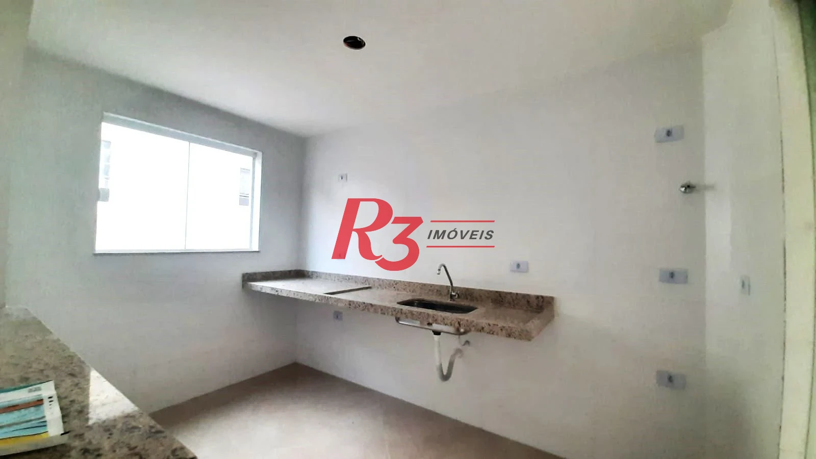 Village à venda, 105 m² por R$ 620.000,00 - Campo Grande - Santos/SP