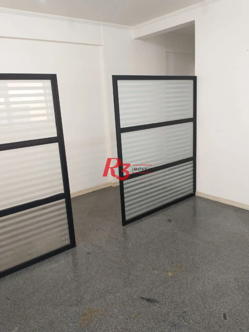Conjunto à venda, 63 m² por R$ 250.000,00 - Ponta da Praia - Santos/SP