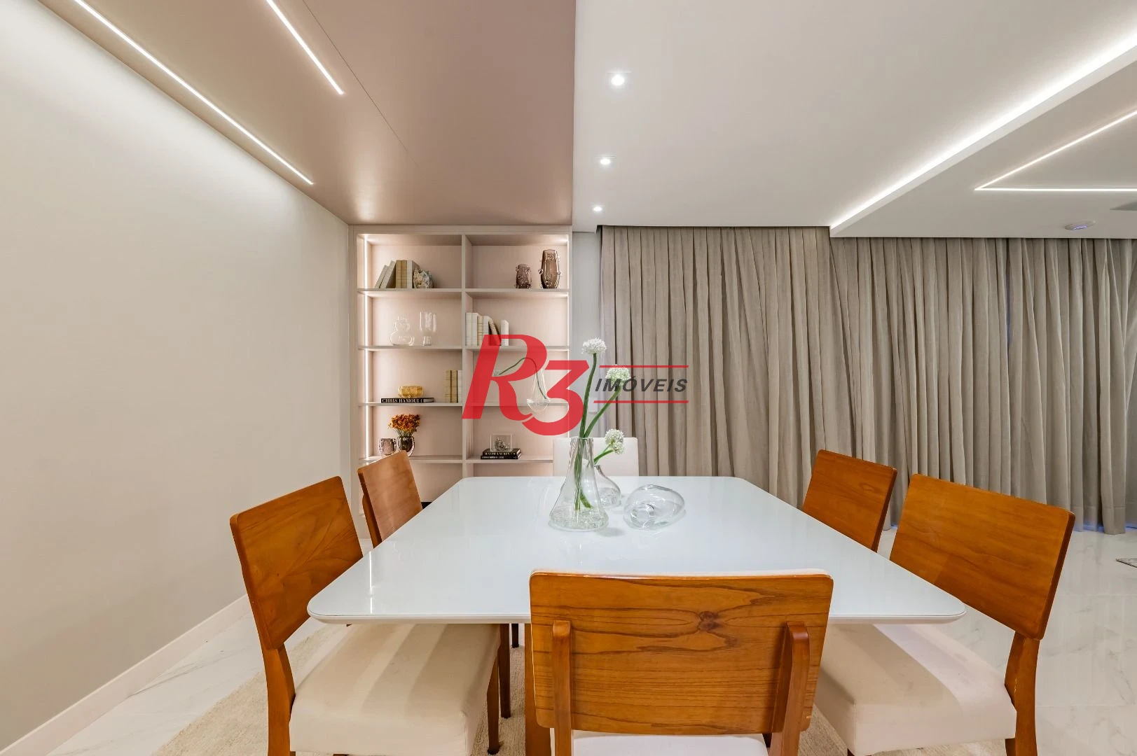 Apartamento com 3 dormitórios à venda, 234 m² por R$ 3.500.000,00 - Boqueirão - Santos/SP
