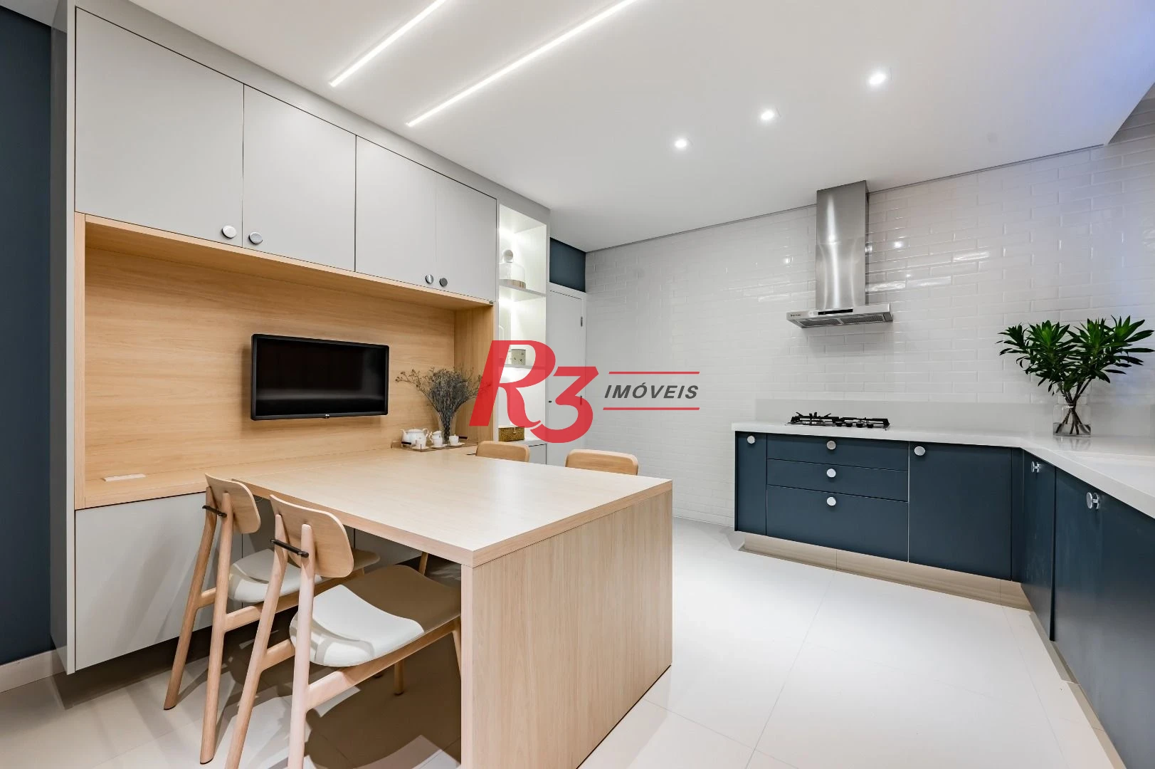 Apartamento com 3 dormitórios à venda, 234 m² por R$ 3.500.000,00 - Boqueirão - Santos/SP