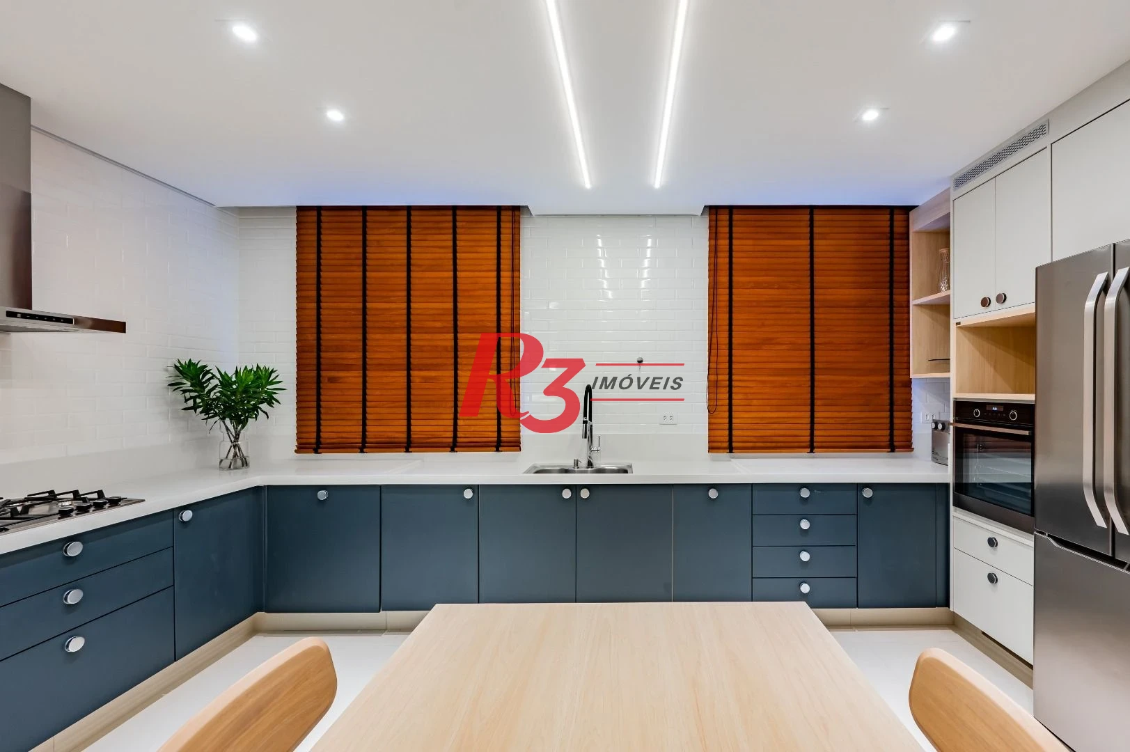 Apartamento com 3 dormitórios à venda, 234 m² por R$ 3.500.000,00 - Boqueirão - Santos/SP
