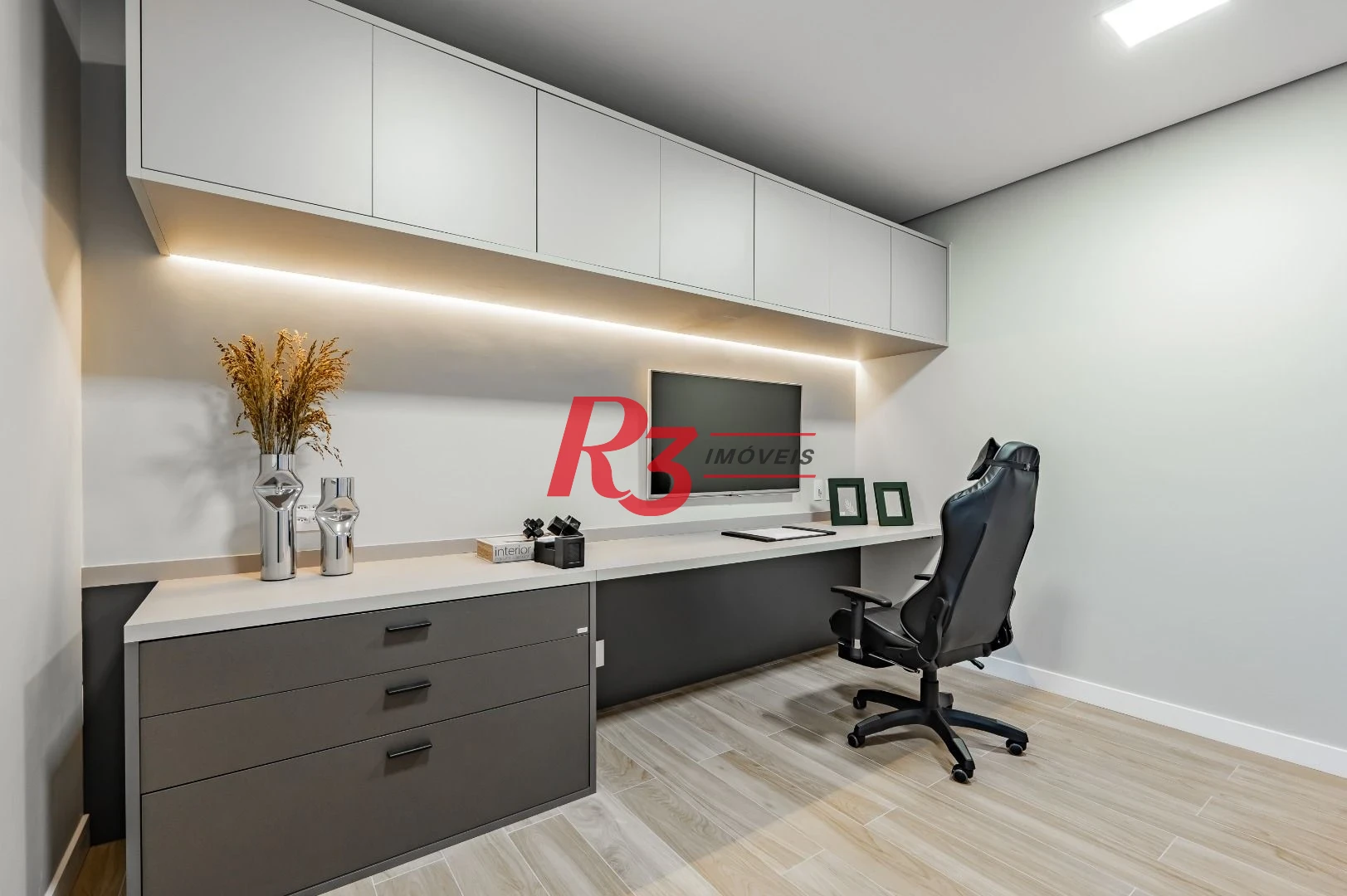 Apartamento com 3 dormitórios à venda, 234 m² por R$ 3.500.000,00 - Boqueirão - Santos/SP