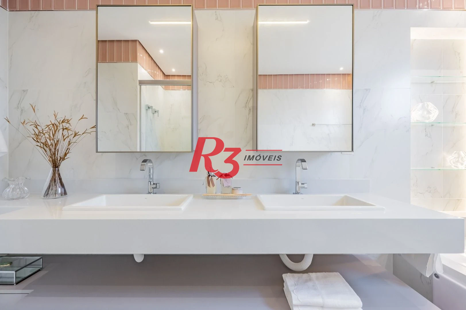 Apartamento com 3 dormitórios à venda, 234 m² por R$ 3.500.000,00 - Boqueirão - Santos/SP