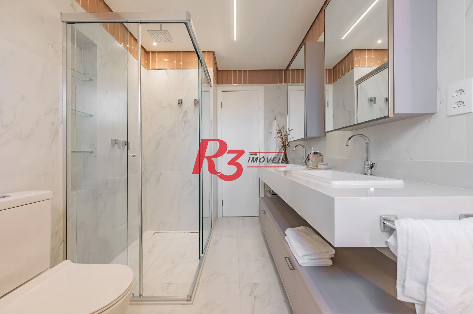 Apartamento com 3 dormitórios à venda, 234 m² por R$ 3.500.000,00 - Boqueirão - Santos/SP